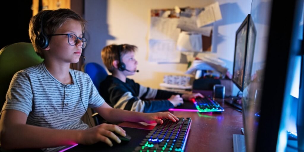 How Do Gaming Headsets Improve Multiplayer Communication?